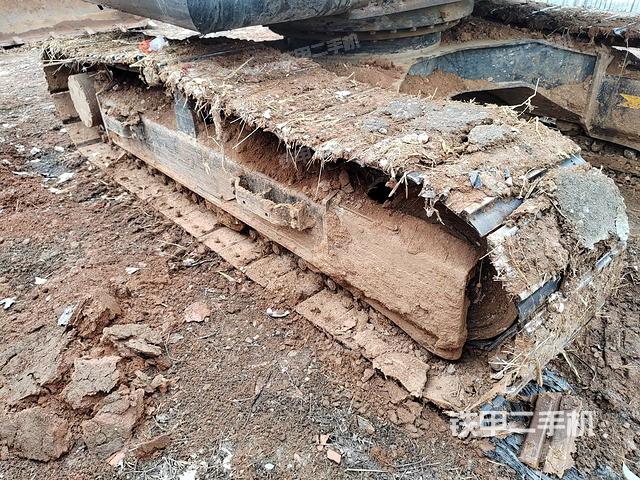 单侧履带整体（整机外观）