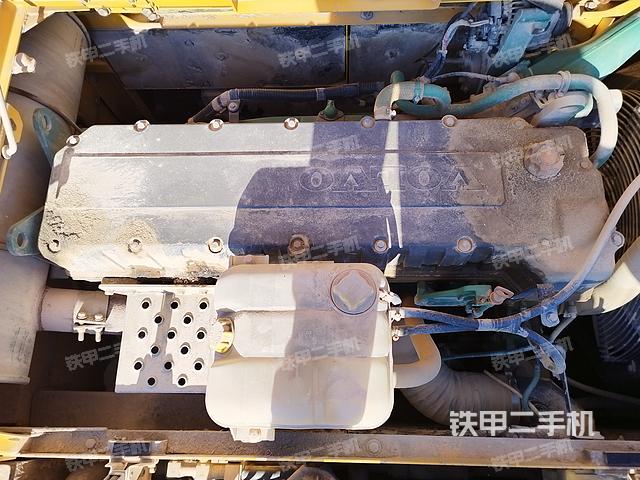 发动机整体俯视（整机外观）