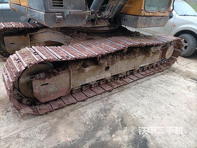 单侧履带整体（整机外观）