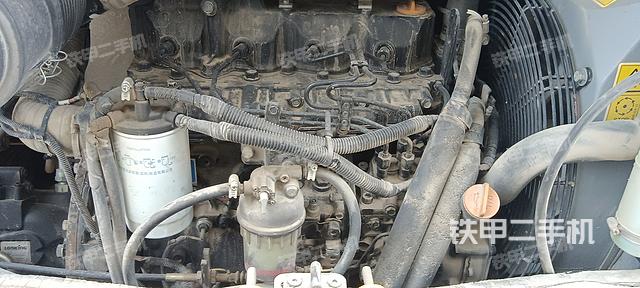 发动机整体俯视（整机外观）