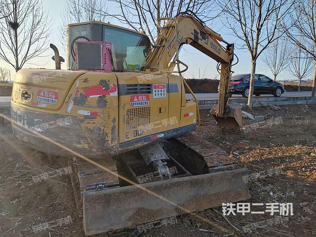 整机右后45°（整机外观）