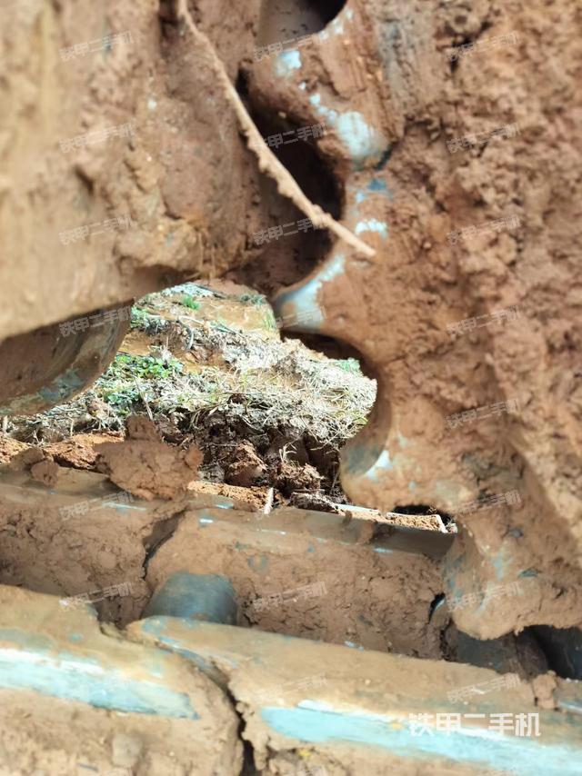 单侧履带整体（整机外观）