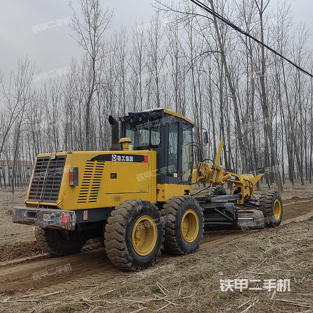 整机左侧（设备外观及核心部件）