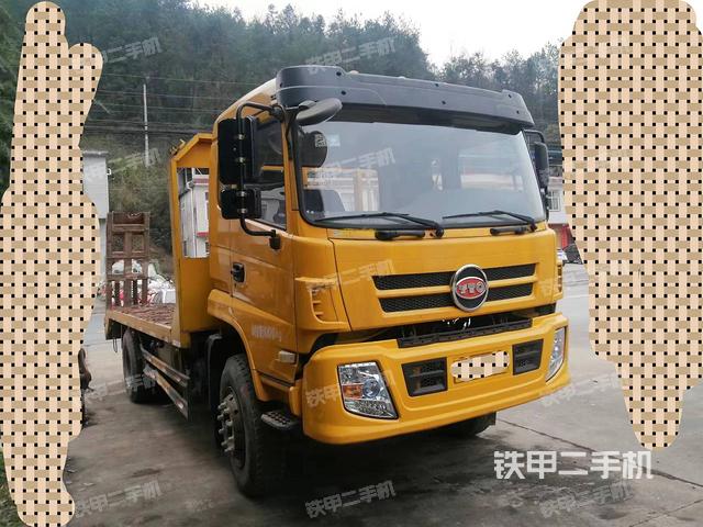 整机右侧（设备外观及核心部件）