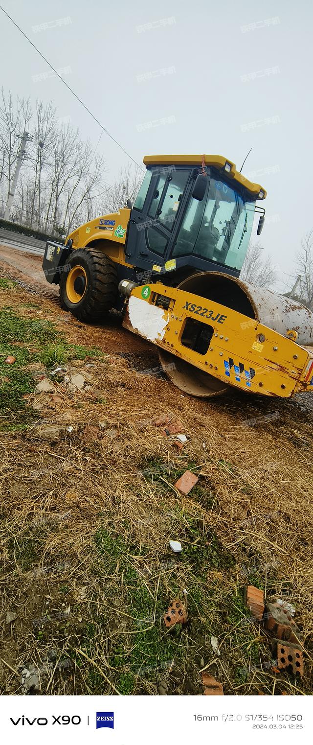 整机右侧（设备外观及核心部件）