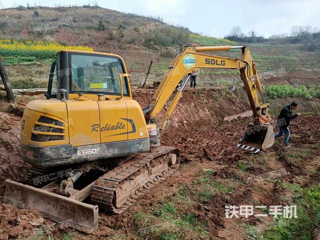 整机右后45°（整机外观）