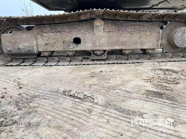 单侧履带整体（整机外观）