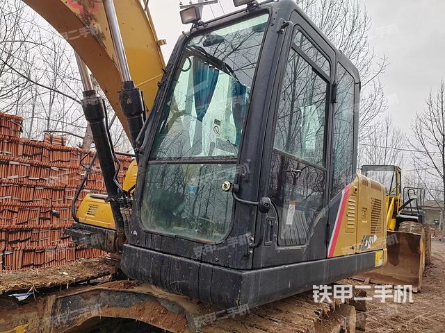 驾驶室整体（整机外观）