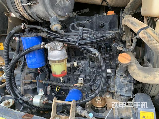 发动机整体俯视（整机外观）