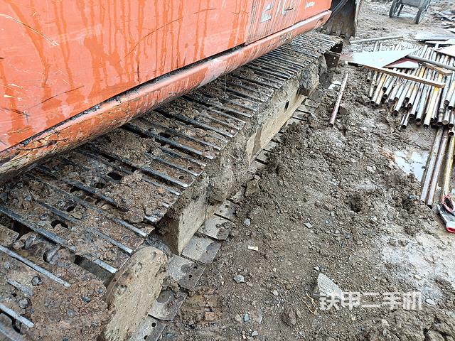 单侧履带整体（整机外观）