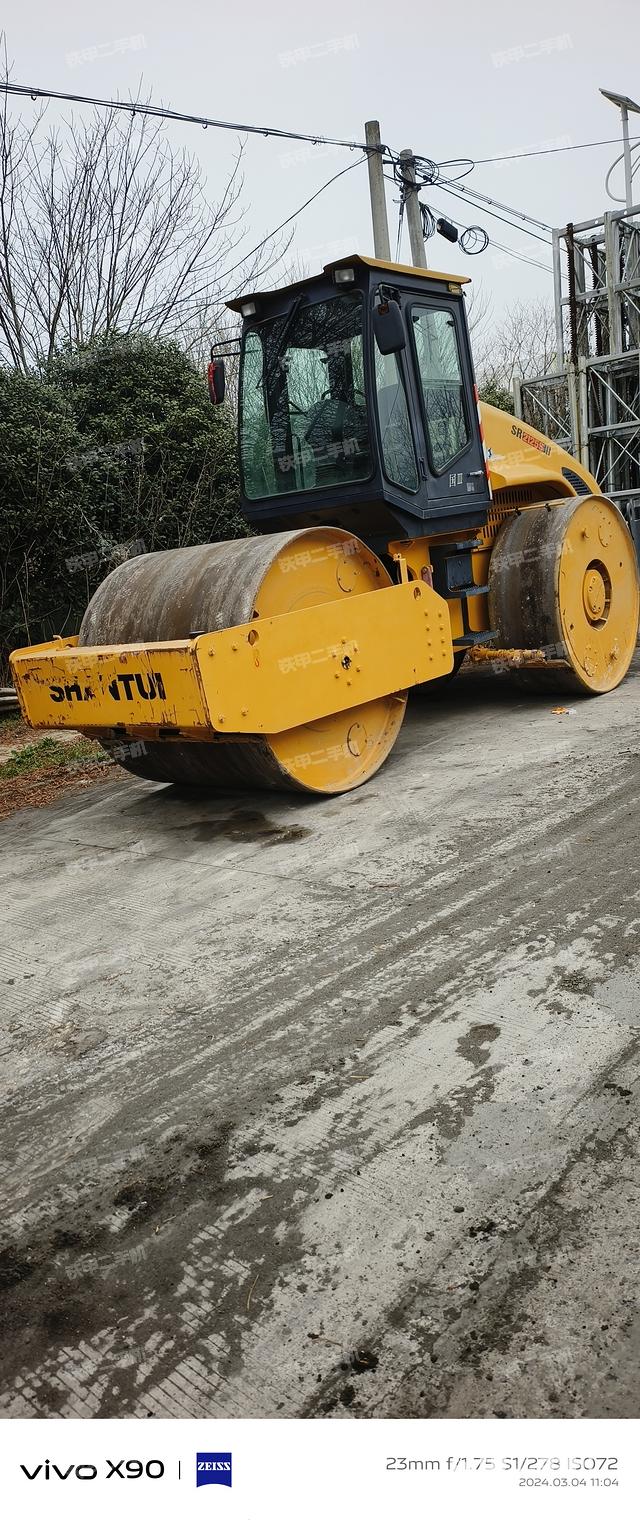 山推SR2125S压路机