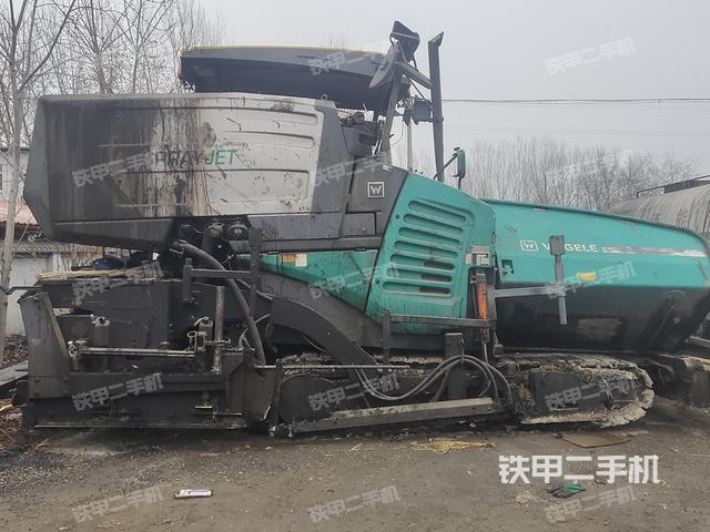 整机右侧（设备外观及核心部件）