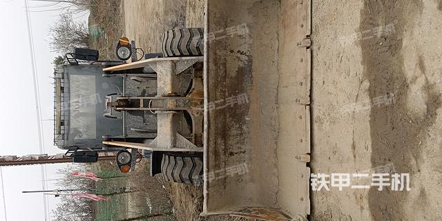 工作装置整体（整机外观及大件）