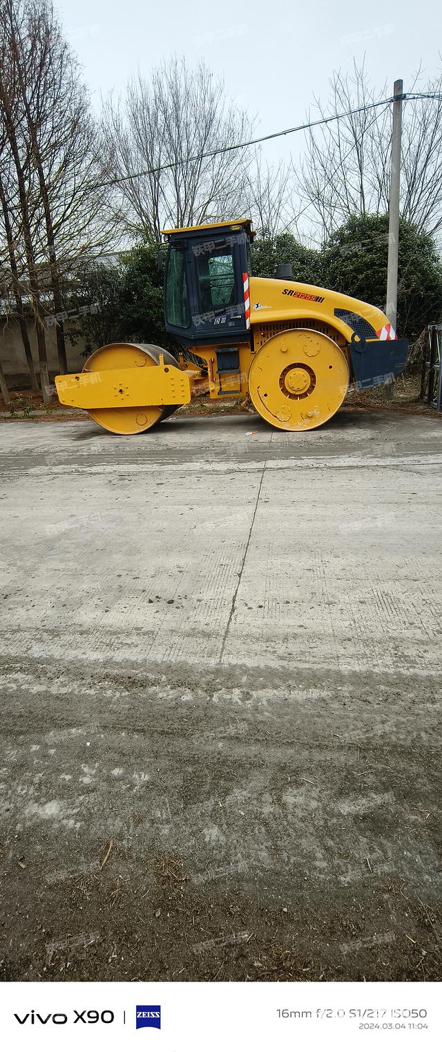 整机左侧（设备外观及核心部件）