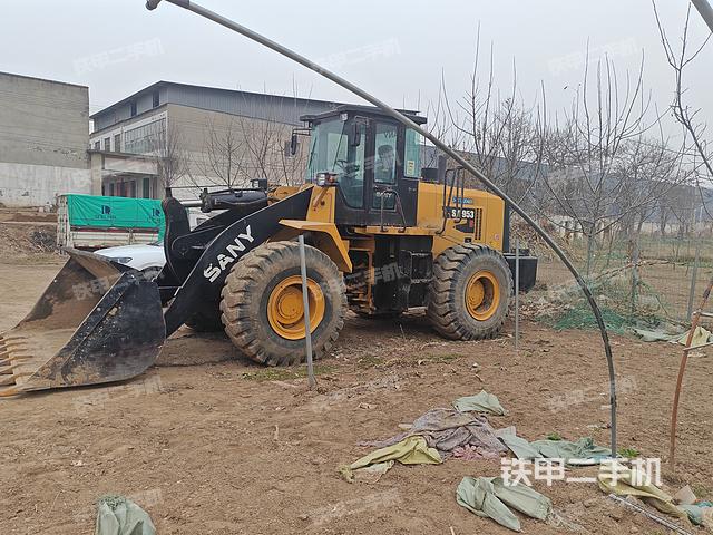 工作装置整体（整机外观及大件）