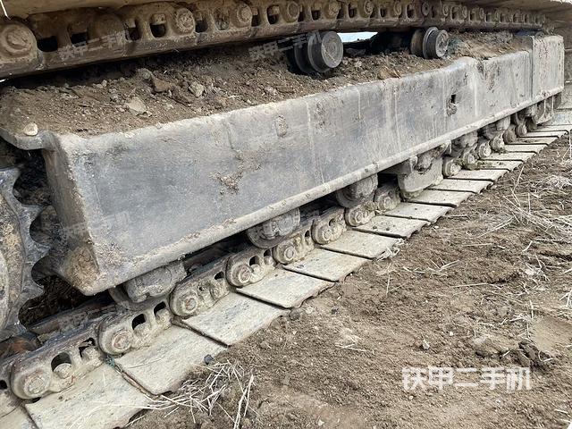 单侧履带整体（整机外观）