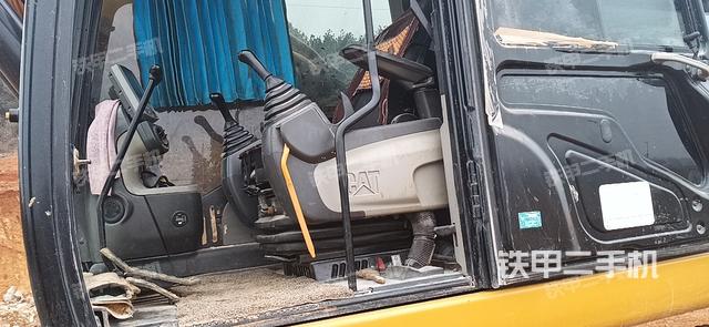 驾驶室整体（整机外观）