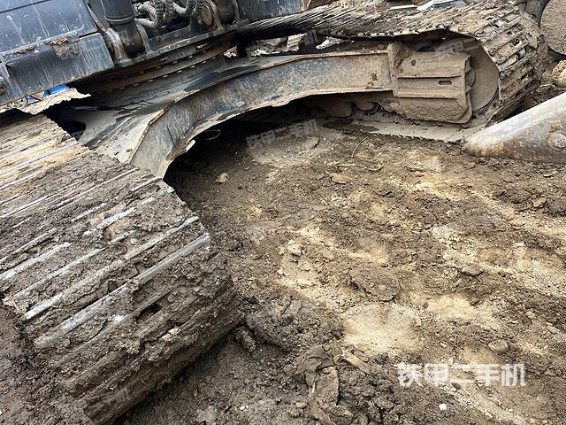 单侧履带整体（整机外观）