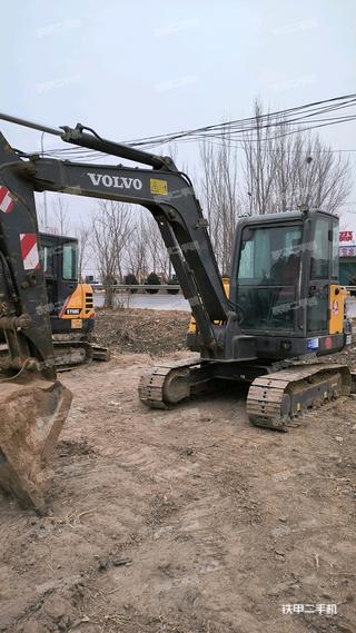 河北-邢台市二手沃尔沃EC60D挖掘机实拍照片