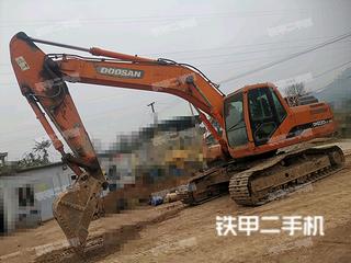 重庆斗山DH220LC-9E挖掘机实拍图片
