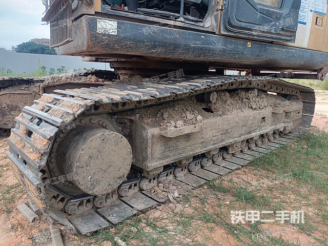 单侧履带整体（整机外观）