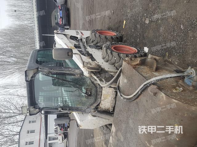 山猫S550滑移装载机
