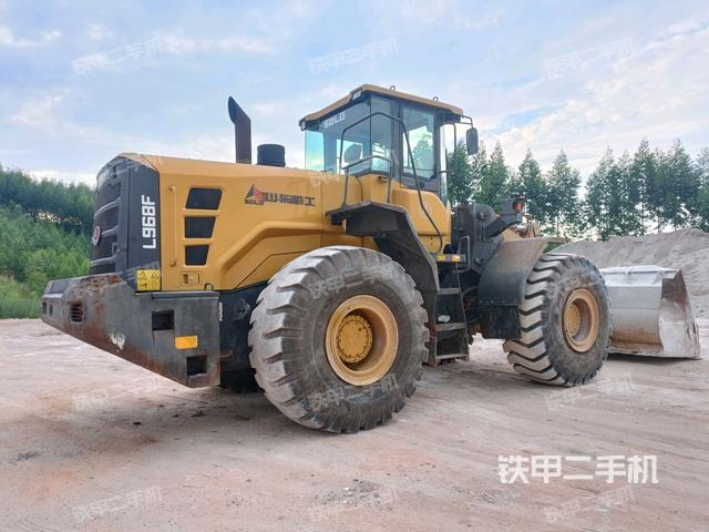 后驱动桥（液压/传动系统）