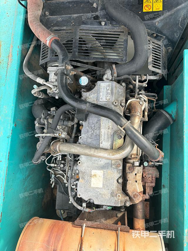 发动机整体俯视（整机外观）