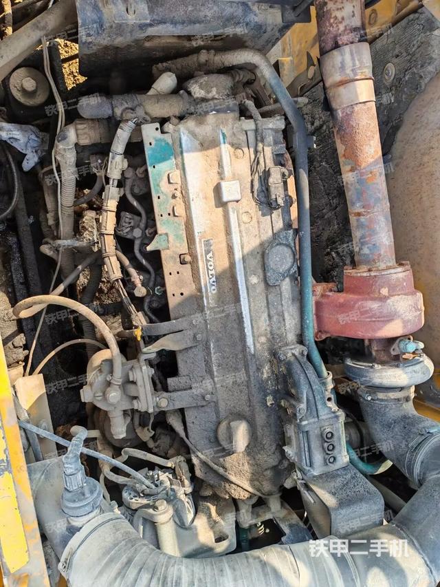 发动机整体俯视（整机外观）