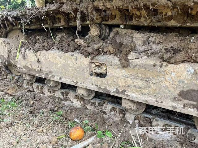 单侧履带整体（整机外观）