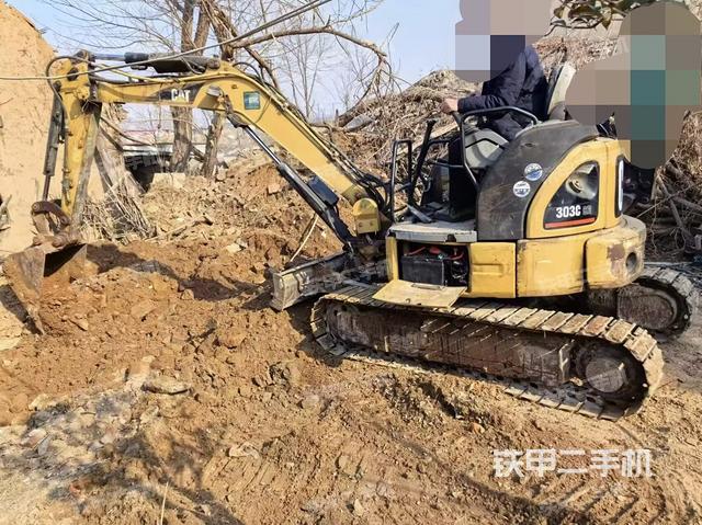 卡特彼勒303CR挖掘机