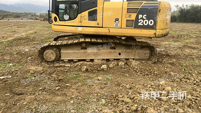 单侧履带整体（整机外观）