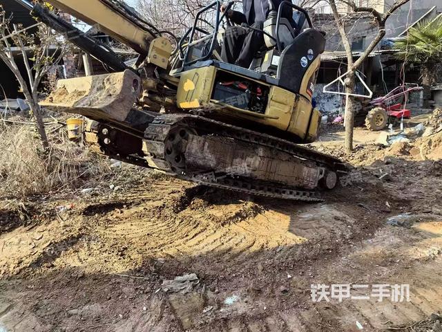 驾驶室整体（整机外观）