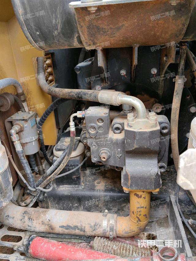 液压泵室（大件舱室）