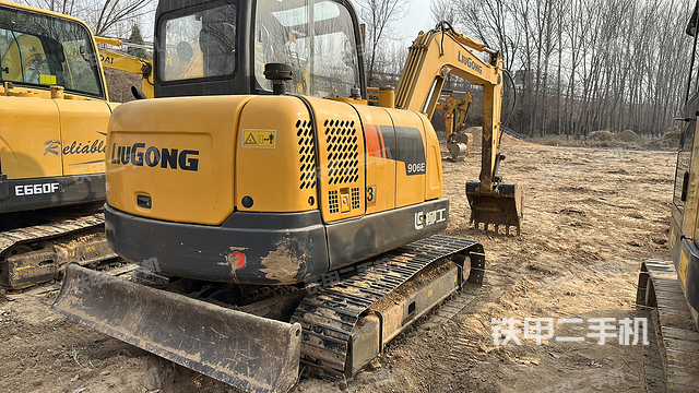 整机右后45°（整机外观）