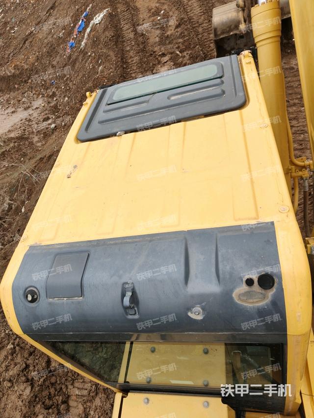 驾驶室顶部俯视（上车部件）