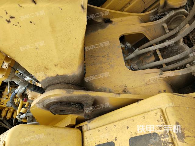 大臂根部 斜视（工作和回转装置）