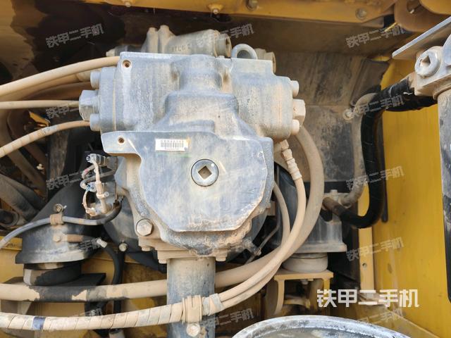 液压泵斜45 右（大件舱室）