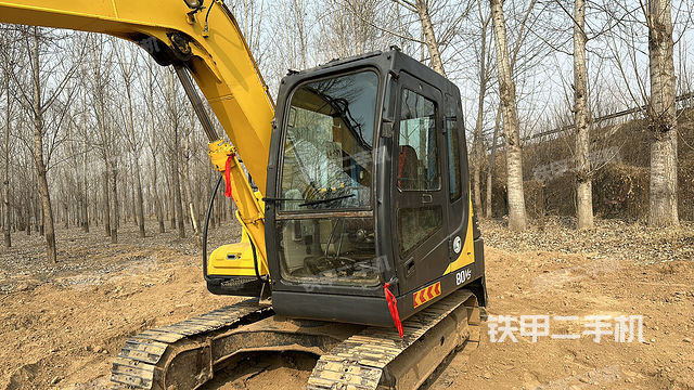 驾驶室整体（整机外观）