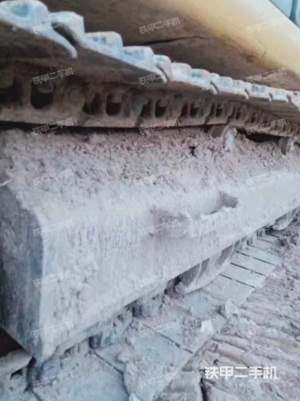 单侧履带整体（整机外观）