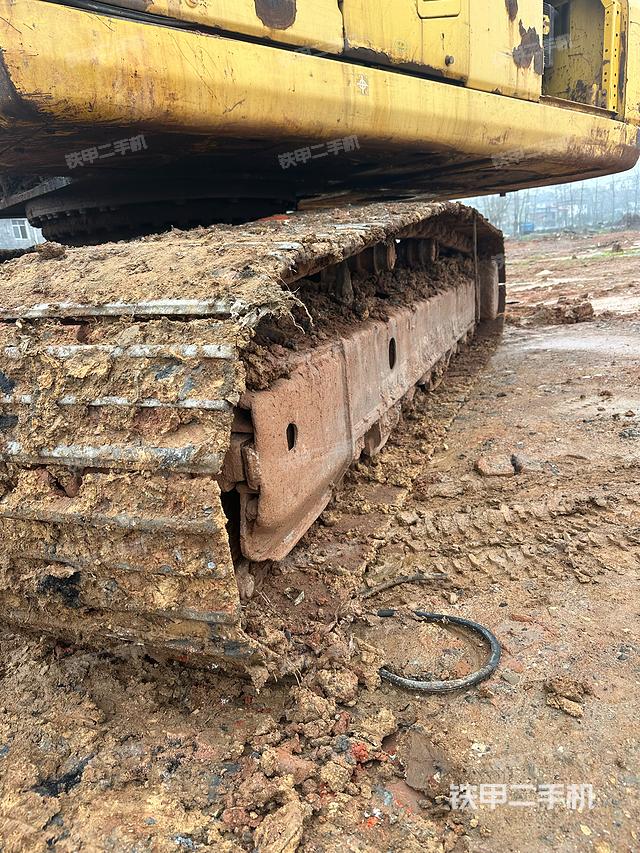 单侧履带整体（整机外观）