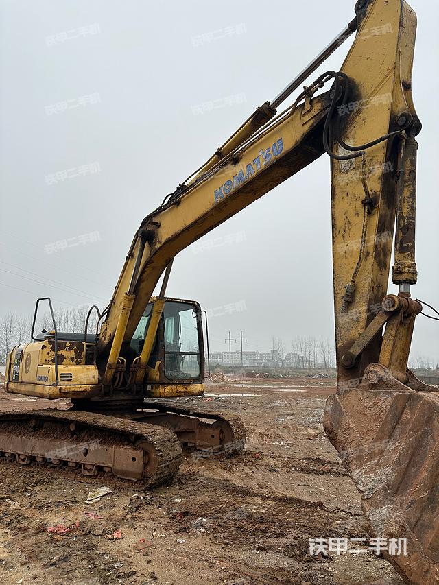 驾驶室顶部（整机外观）