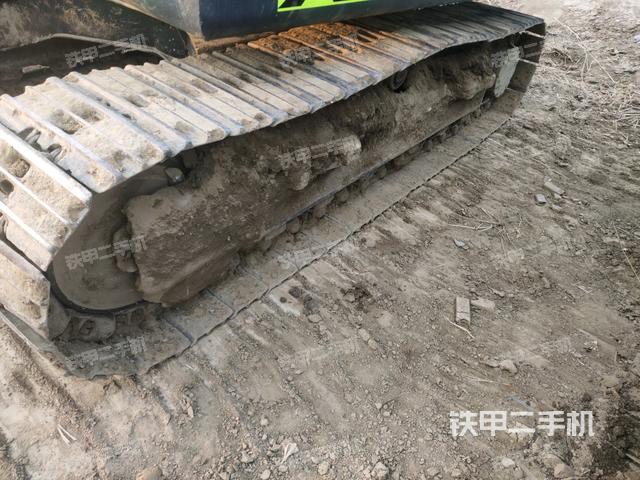 左侧履带整体 （行走机构）