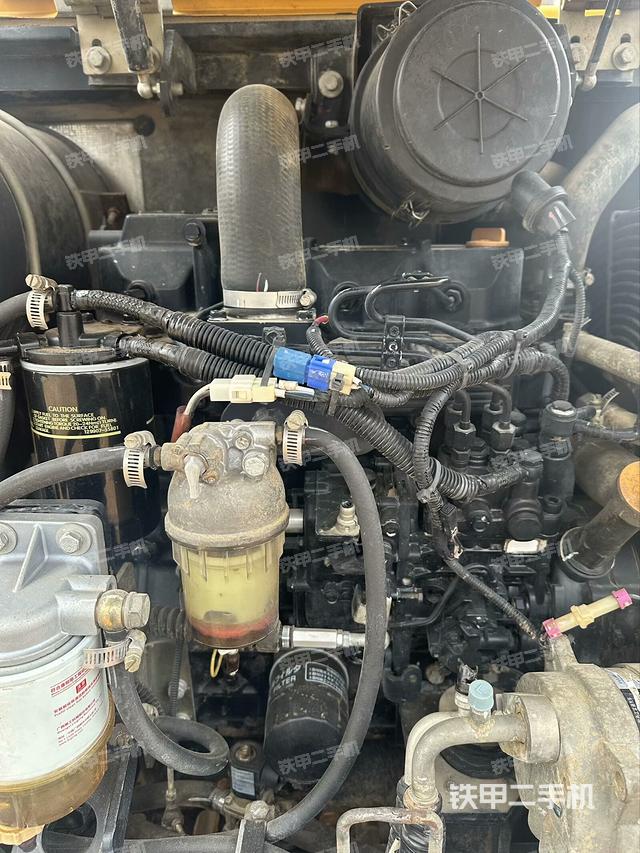 发动机整体俯视（整机外观）