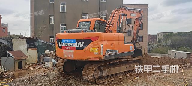 整机右后45°（整机外观）