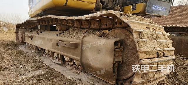 单侧履带整体（整机外观）