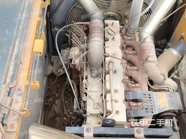 发动机整体俯视（整机外观）