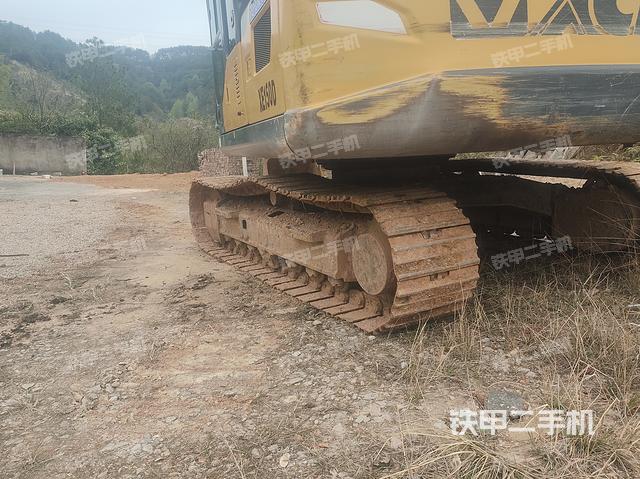 单侧履带整体（整机外观）