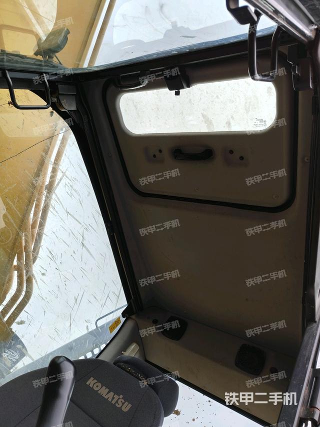 顶棚整体（驾驶室部分）