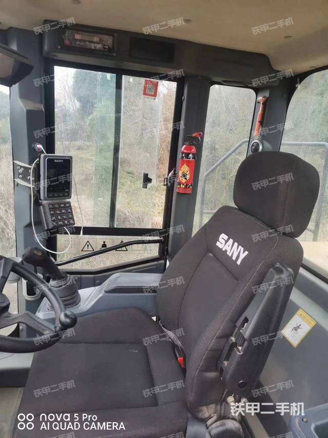 驾驶室工作台（整机外观及大件）